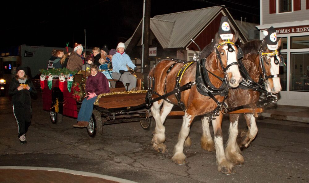 Meadville Market House Christmas Carriage Ride Event Visit Crawford