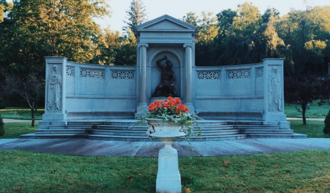 Woodlawn Cemetary